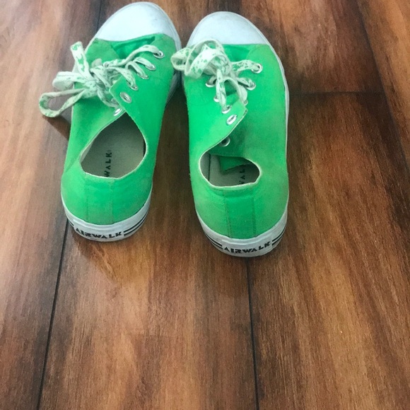 Shoes - Picture 2 of 2